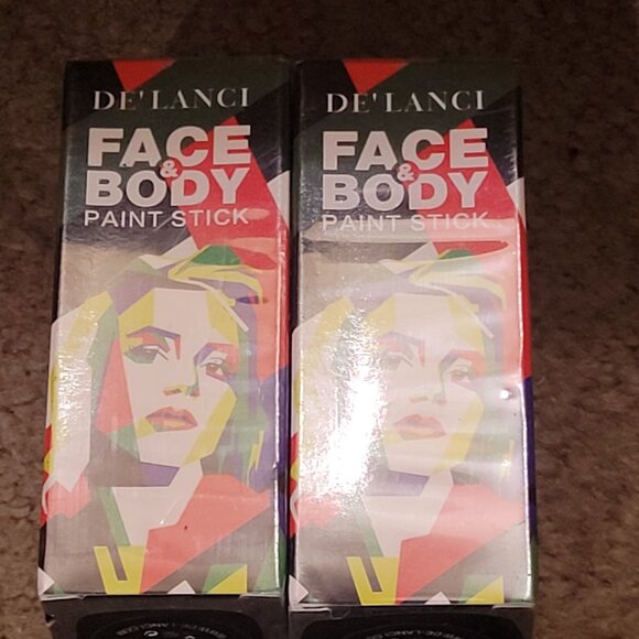 Face paint - Picture 1 of 4